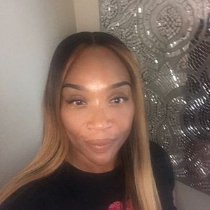 Meet your Posher, Tonya